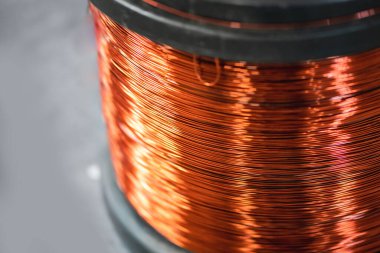 Kapalı bakır kablo bobini arka plan dokusu, endüstri fabrikası