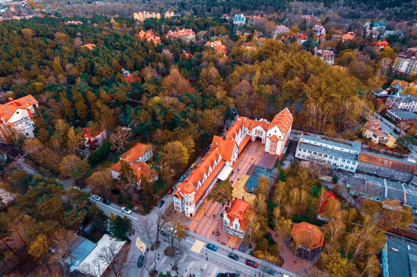 Αεροφωτογραφία της πόλης Svetlogorsk Kaliningrad Ρωσία σπίτι με τα μάτια ηλιόλουστη μέρα του καλοκαιριού — Φωτογραφία Αρχείου