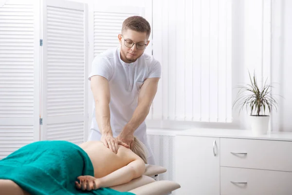 Concept physiotherapy massage for rehab sport injury athlete back. Doctor osteopath use therapy for woman in clinic — Stock Photo, Image