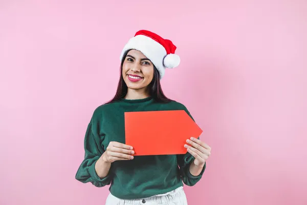 Retrato Jovem Mulher Latina Com Espaço Cópia Conceito Natal Fundo — Fotografia de Stock