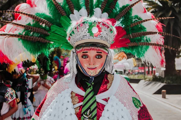 Huehue Meksyk Meksykański Tancerz Karnawałowy Tradycyjnym Stroju Ludowym Masce Ameryce — Zdjęcie stockowe