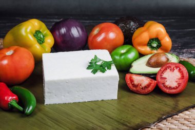 Meksika beyaz panela peyniri ve Meksika Latin Amerika 'da taze malzemeler.