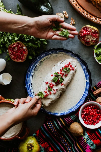 Mexican Woman Cooking Chiles Nogada Recipe Poblano Chili Ingredients Traditional — Stock fotografie