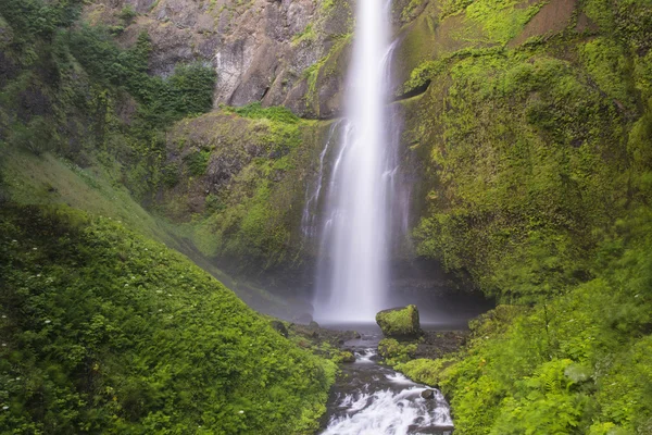 Waterfalls blurred in motion — Stock Photo, Image