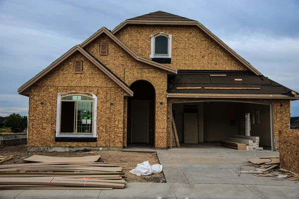 Unfinished house in construction — Stock Photo, Image