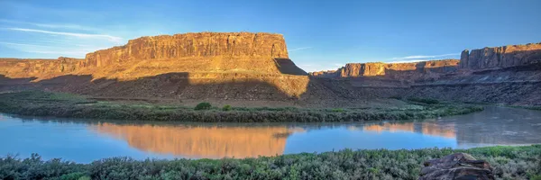 Panoramatický pohled pouštních řeky, utah — Stock fotografie