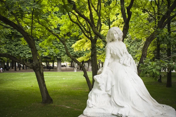 Статуя Жоржа Санда — стоковое фото