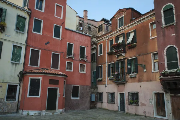 Edifici residenziali a Venezia — Foto Stock