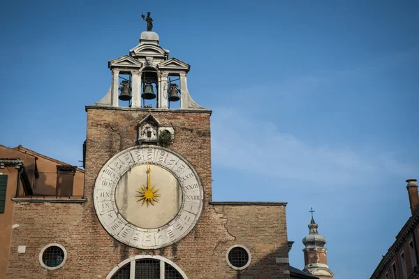 Sonnenuhr, Kirchturm, Venedig, Italien — Stockfoto