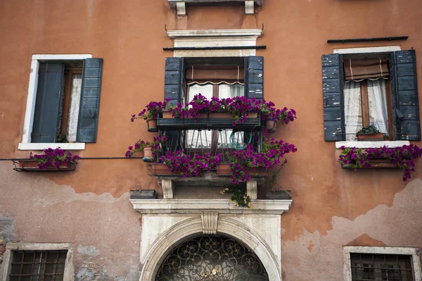 Edificios residenciales en Venecia — Foto de Stock