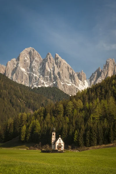 Dolomite montanhas, região tirolesa da Itália — Fotografia de Stock