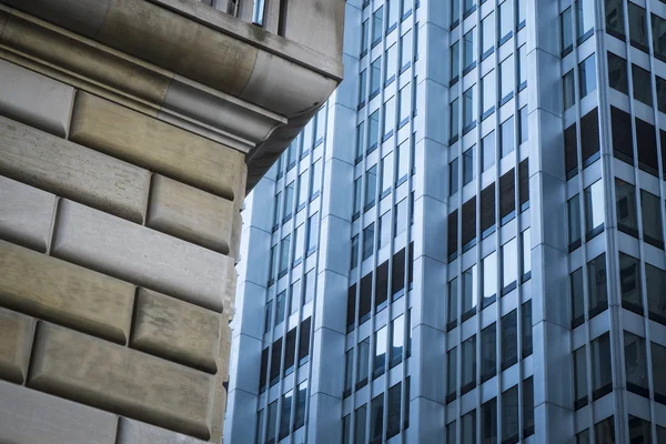 反射ガラスの高層ビル、マンハッタン、ニューヨーク市 — ストック写真
