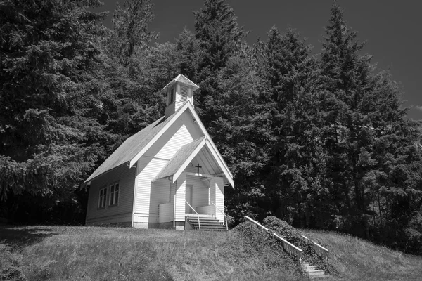 Land van de oude kerk in oregon — Stockfoto