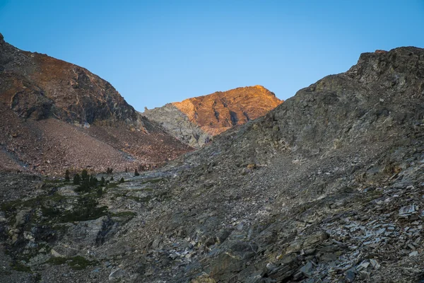 Paisaje montañoso sin vida — Foto de Stock