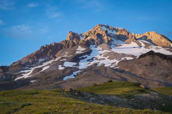 Atardecer resplandor, Mt. campana, Oregon — Foto de Stock