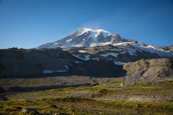 火山灰渣场峰顶 — 图库照片