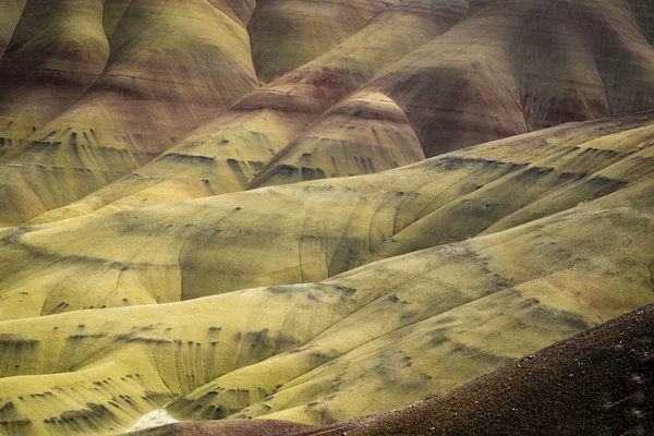 沙漠的形状和颜色，画的小山，俄勒冈州 — 图库照片