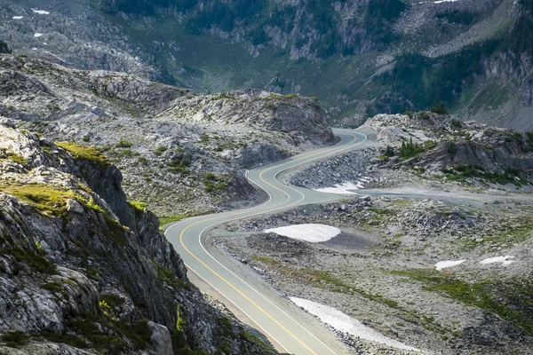 Klikaté horské silnici — Stock fotografie