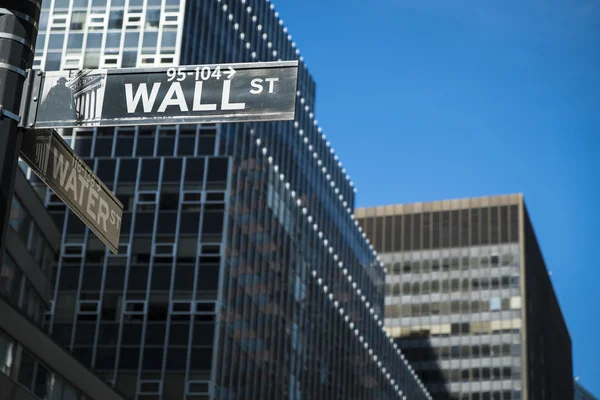 Wall street, new york için işaret — Stock Fotó