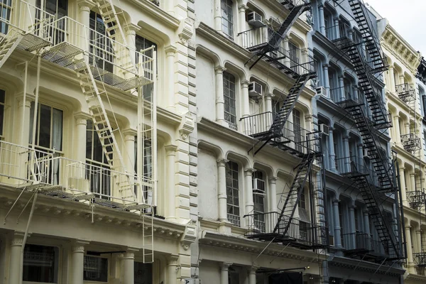 Edifícios históricos no Soho District de Nova York — Fotografia de Stock