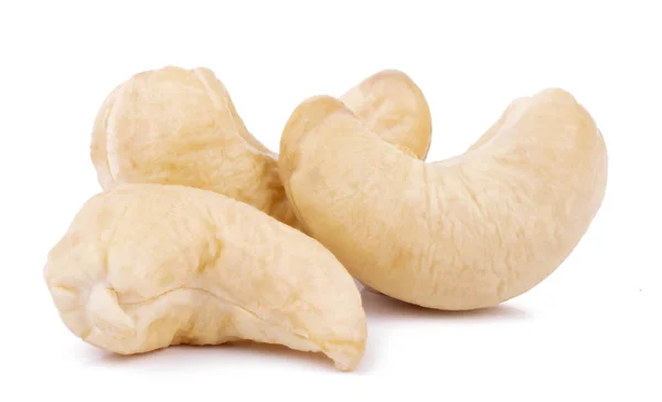 Cashewnötter isolerad på vit bakgrund närbild — Stockfoto