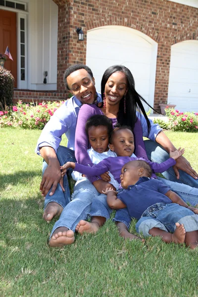 Afro-Amerikaanse familie — Stockfoto