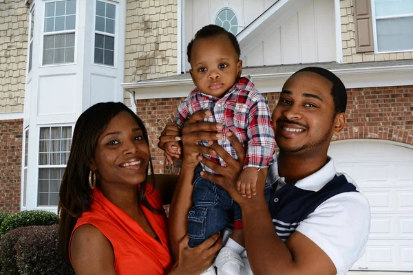 Afrikanisch-amerikanische Familie — Stockfoto