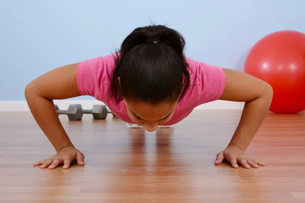 Teenager Workout — Stock Photo, Image