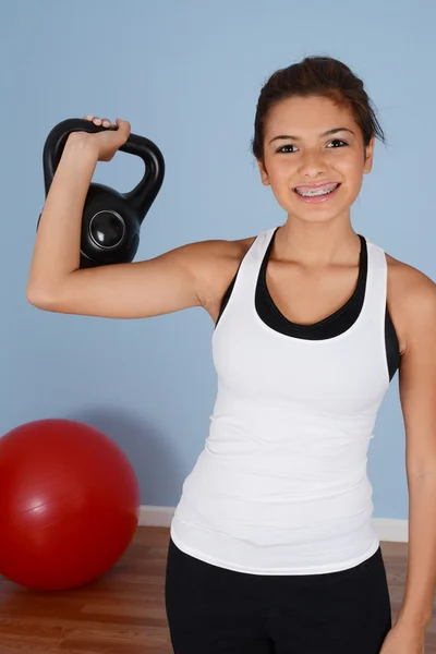 Ejercicio adolescente — Foto de Stock