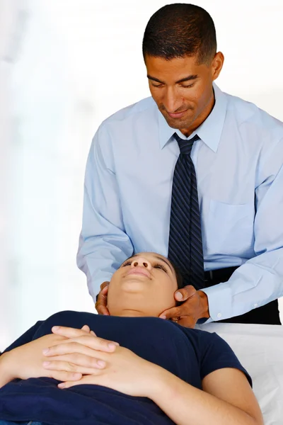 Chiropractor — Stock Photo, Image
