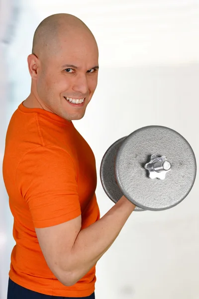 Hombre haciendo ejercicio — Foto de Stock