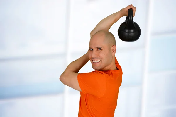 Hombre haciendo ejercicio — Foto de Stock