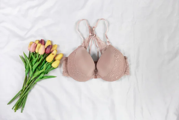 Sexy Women Underwear Flowers Bed Beige Color Bra Lace Lingerie — Stock Photo, Image