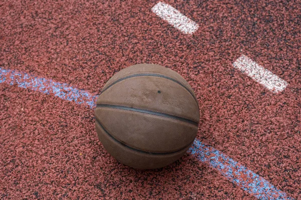 Close Basketball Ball Red Court Basketball Street Indoor Court Sports — 스톡 사진