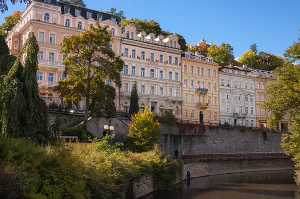 Streets and canals of Karlovy Vary — Stock Photo, Image