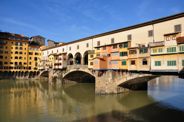 Ponte vecchio in florentie — Stockfoto