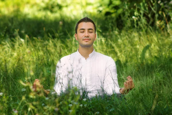 Young man — Stock Photo, Image