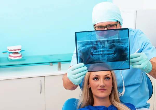 Dentist — Stock Photo, Image