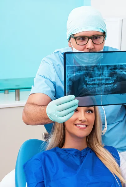 Dentist — Stock Photo, Image