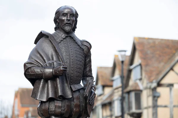 Статуя Драматурга Уильяма Шекспира Хенли Стрит Стратфорде Эйвоне Уорикшире Великобритания — стоковое фото