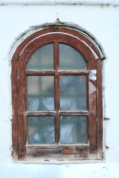 La ventana es pequeña . —  Fotos de Stock