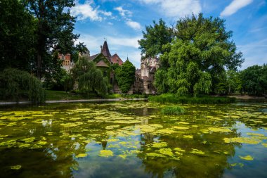vajdahunyad castle yakınındaki Budapeşte Gölü