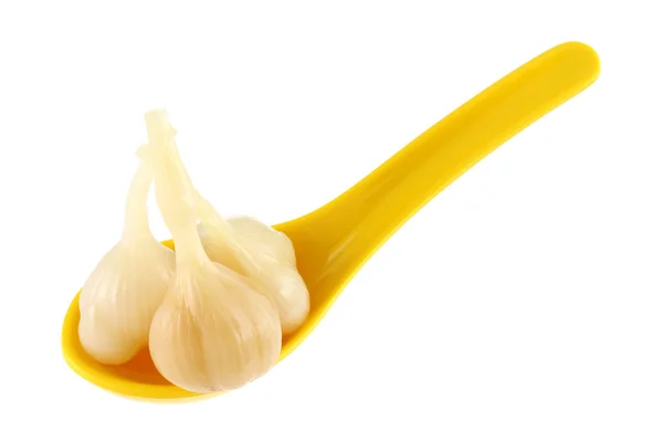 Homemade preserved garlic pickle in vinegar and salt — Stock Photo, Image