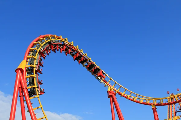 Boomerang, um passeio de montanha russa em Viena, Áustria — Fotografia de Stock