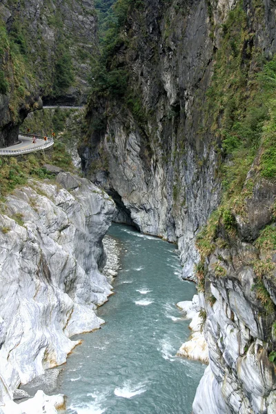 Taroko 협곡 국립 공원, 대만에서 Liwu 강 — 스톡 사진