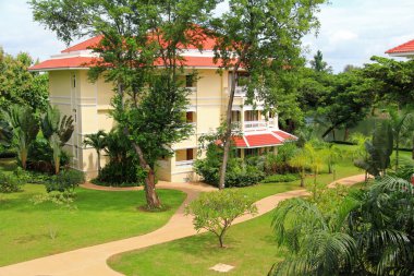 tropikal resort & kwai Nehri, kanchanaburi, Tayland boyunca otel