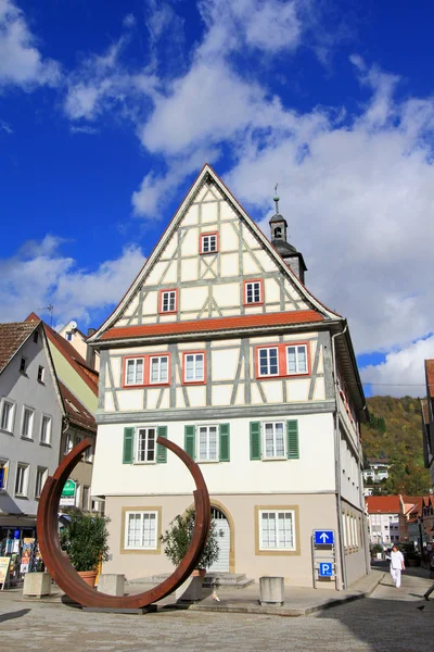 El antiguo Ayuntamiento (Rathaus) de Künzelsau, Alemania . — Foto de Stock