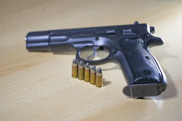 Pistola revólver pistola —  Fotos de Stock