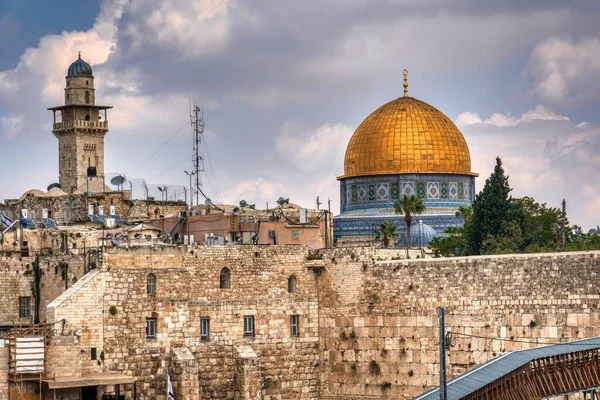 Вид Купол Скелі Через Західну Стіну Єрусалимі Ізраїль — стокове фото