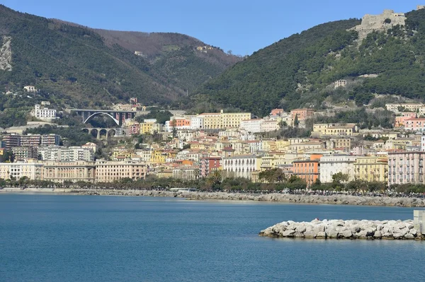 Utsikt över havet i salerno-bukten — Stockfoto